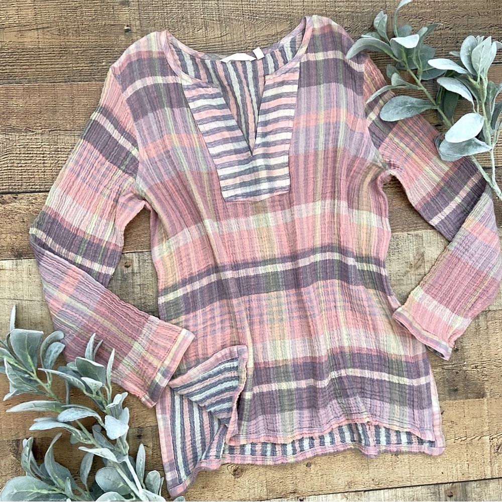Tunic Blouse SOFT SURROUNDINGS TUNIC in Soft Colors - Picture 4 of 12